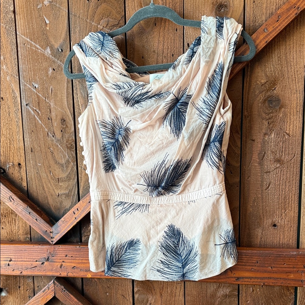 Elegant Blush and Blue Leaf Print Women's Top